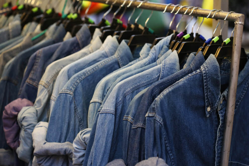 bisnis thrift shop