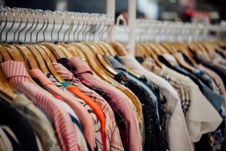 Bisnis Thrift Shop